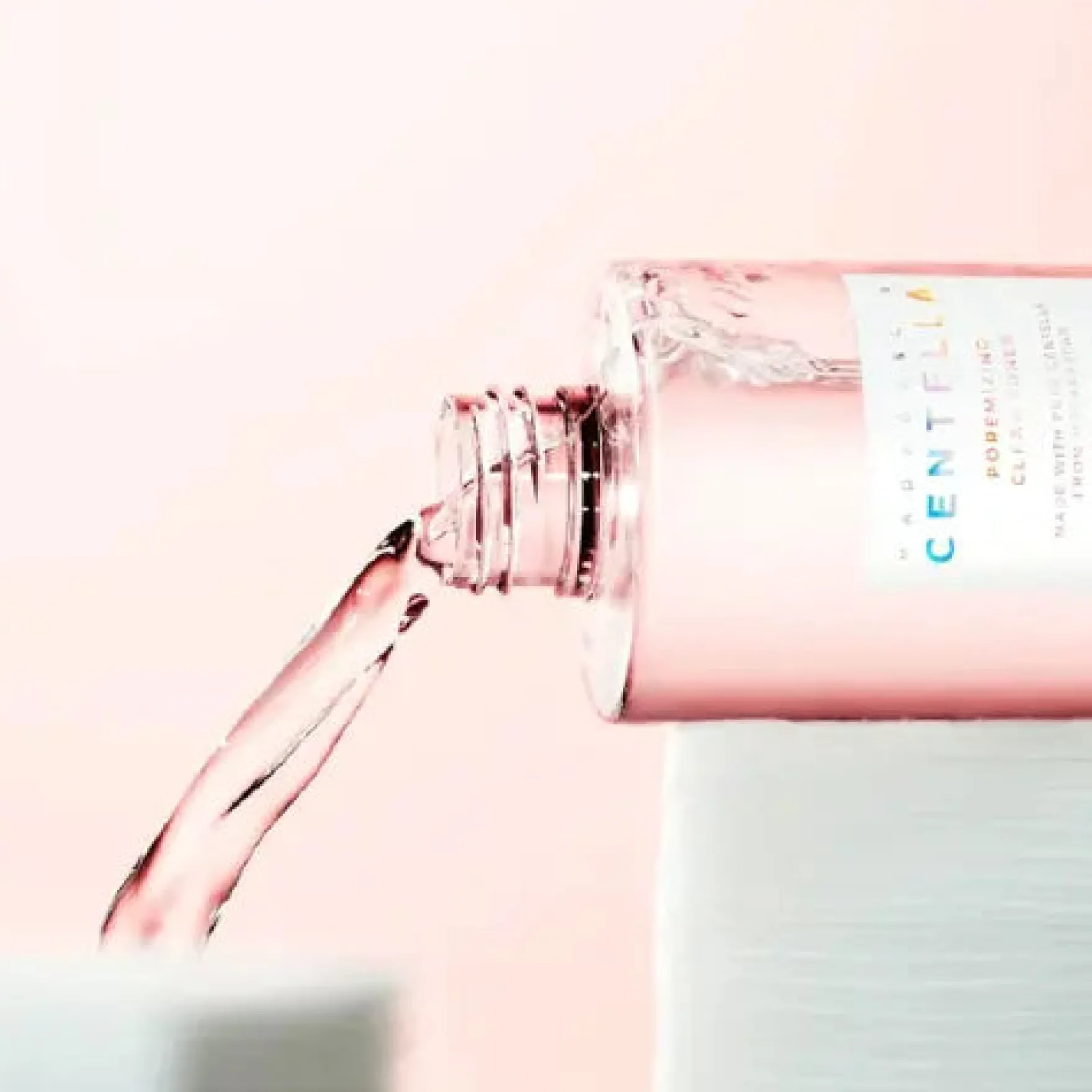 Madagascar Centella Poremizing Clear Toner