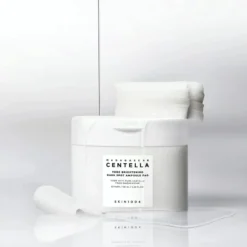 Madagascar Centella Tone Brightening Dark Spot Ampoule Pad