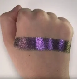 Magnetic™ Pressed Chrome Shadow Incantation