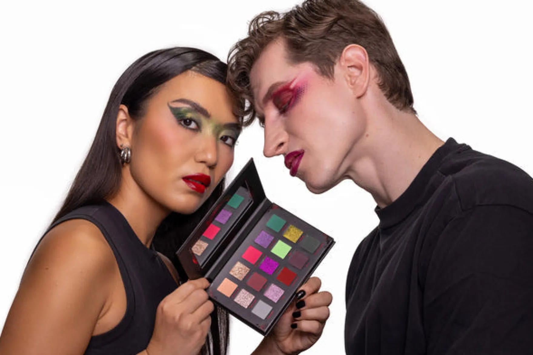Magnetic™ Pressed Powder Palette Serpentine
