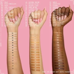 Make 'EM Wonder Foundation Classic Tan