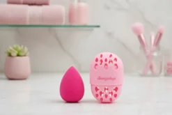 Makeup Sponge Hot Pink + Case Set