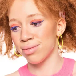 Matte Liquid Eyeshadow 03 Peach Pop