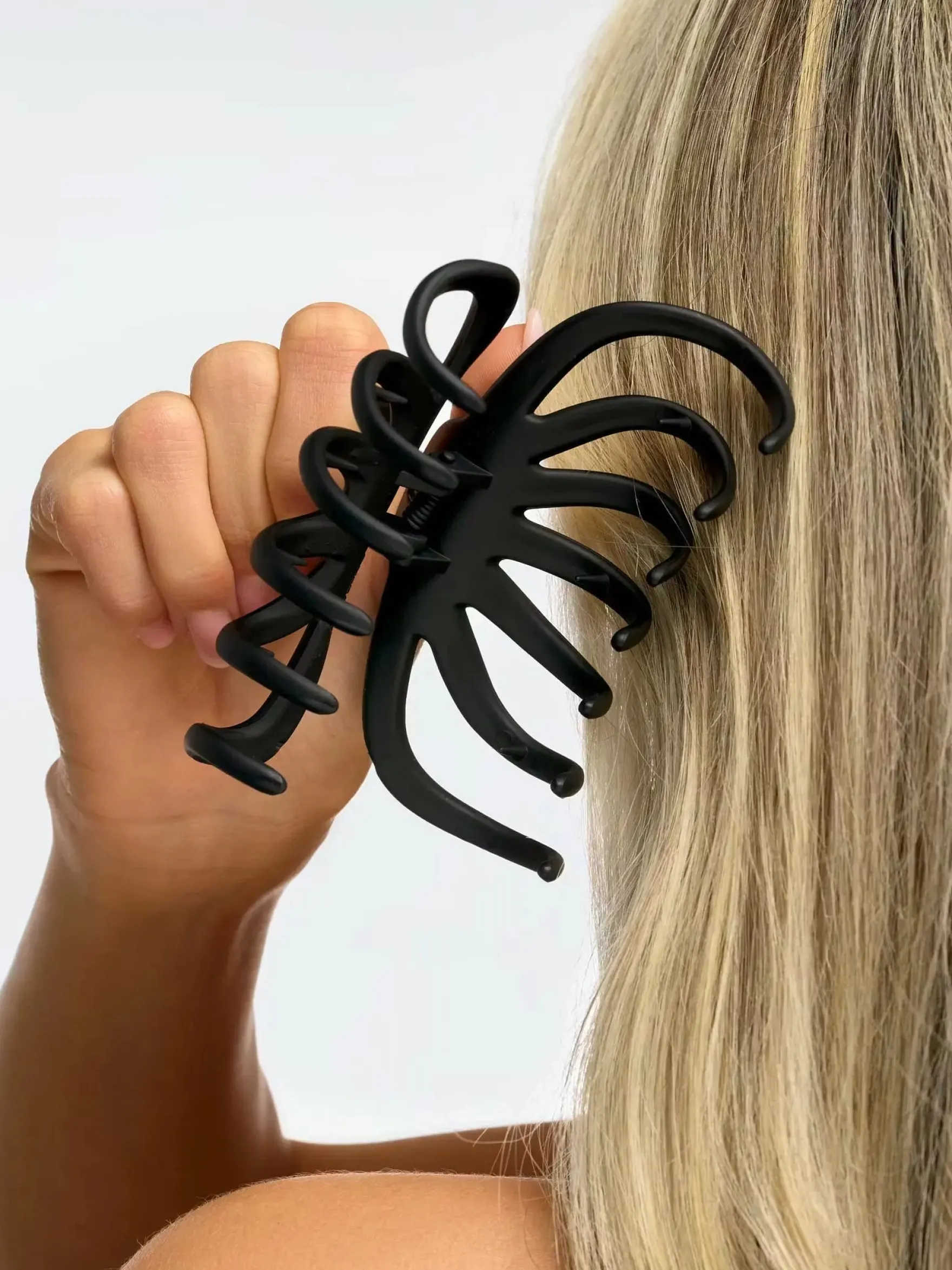 Matte Octopus Claw Clips Set