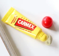 Moisturizing Lip Balm Classic Tube