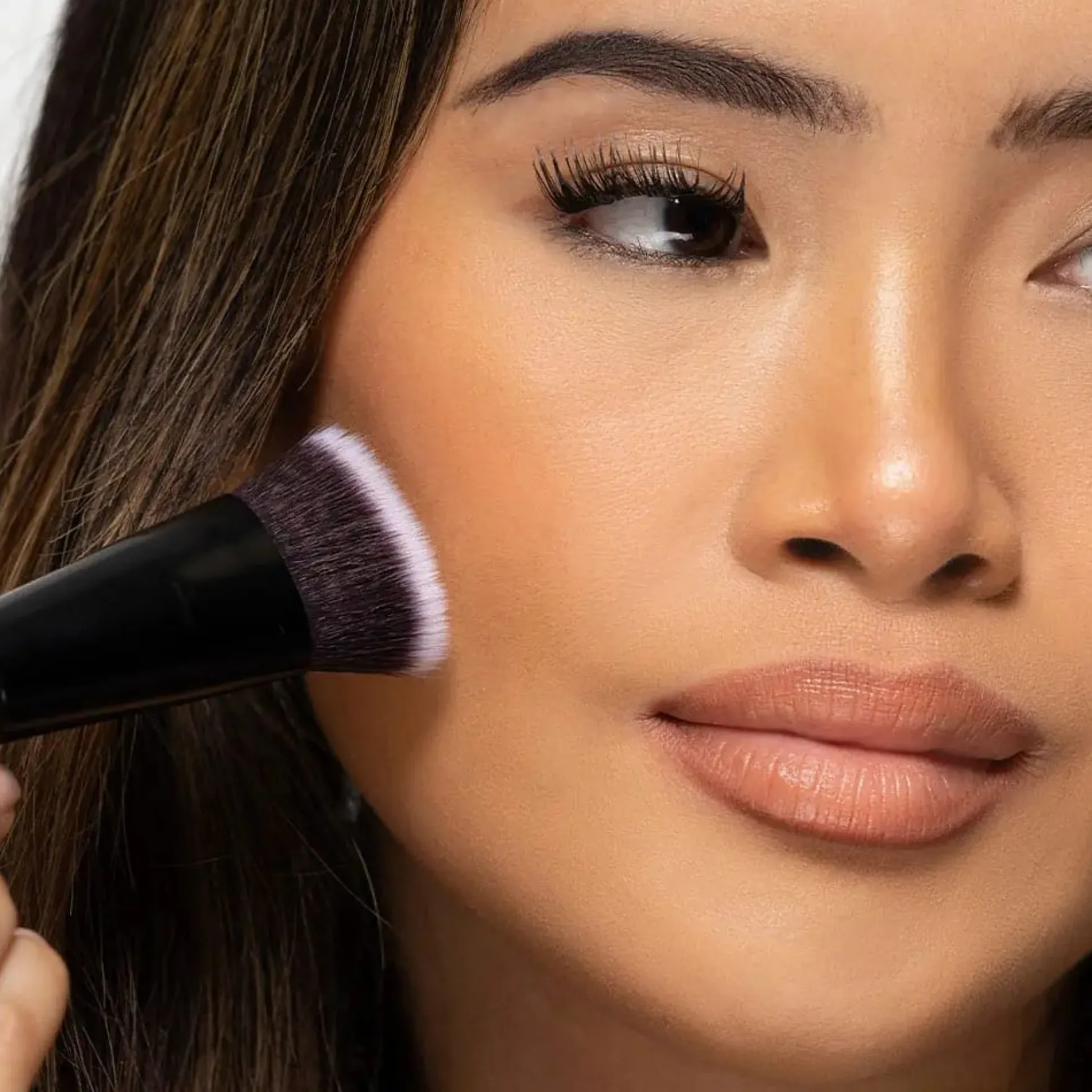 No. 11 Flat Top Contour Brush