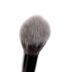 No. 13 Highlight Brush