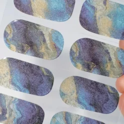 Non-UV Gel Wraps Cosmic Zone