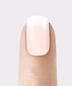 Nude Nails Breathtaking