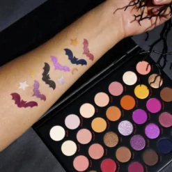 On the Haunt 35 Shades Palette