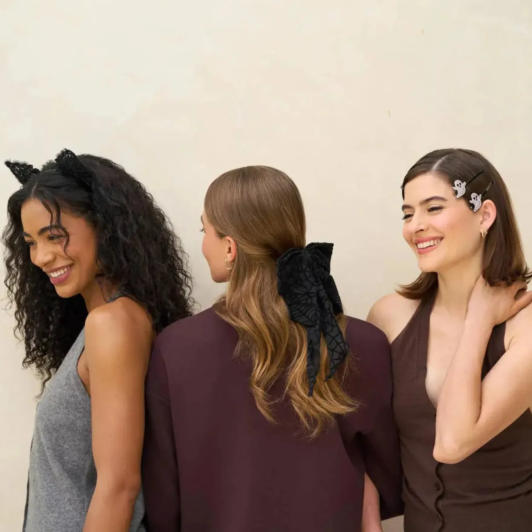 Oversized Bow Hair Clip Spiderweb