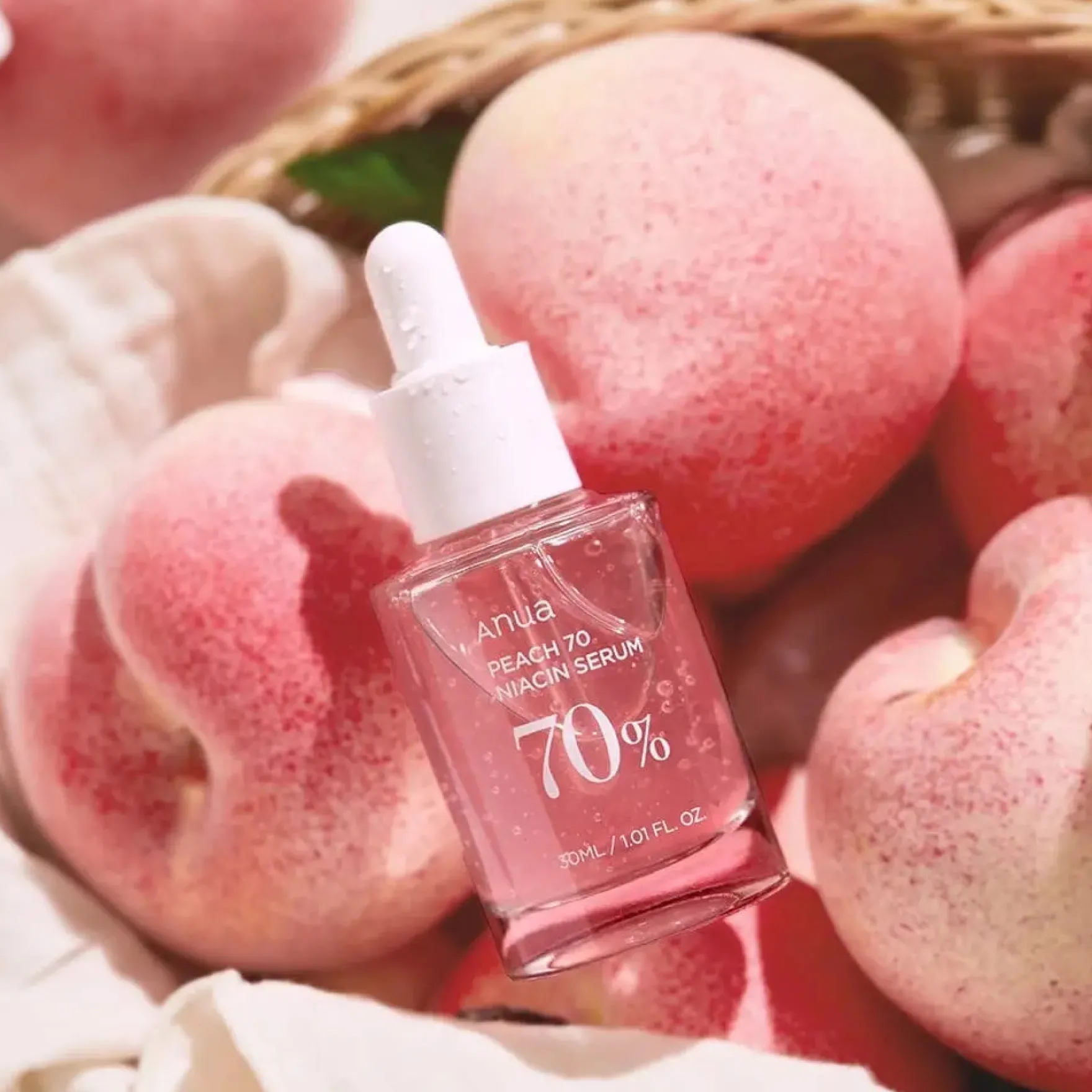 Peach 70% Niacinamide Serum 10 ml.