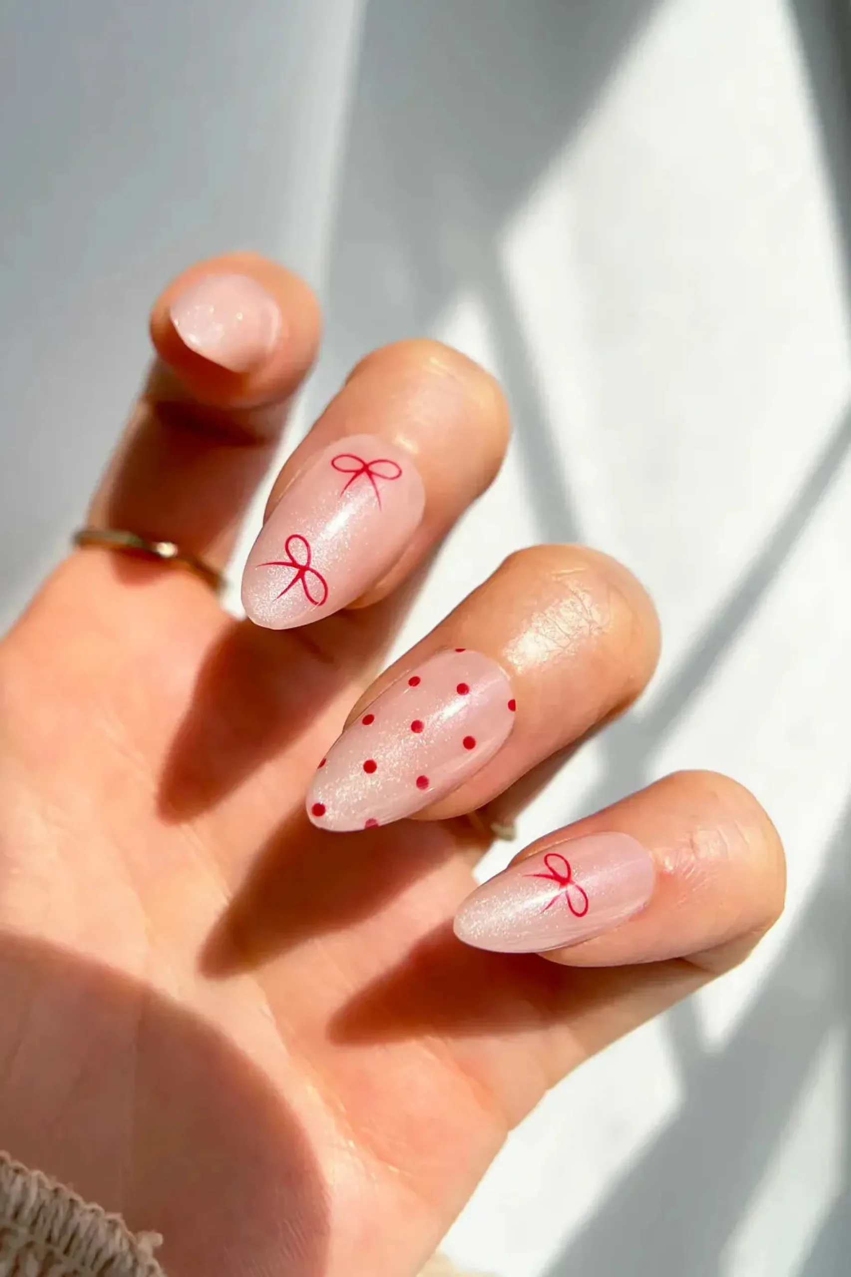 Press-On Nails Berry Bows