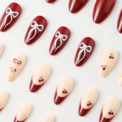 Press-On Nails Cherry Cola