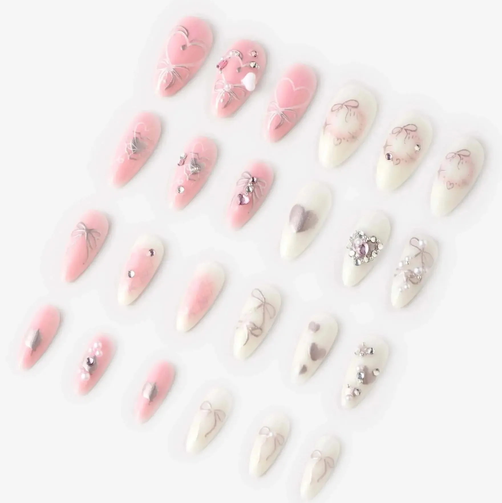 Press-On Nails Hearts of Pearls