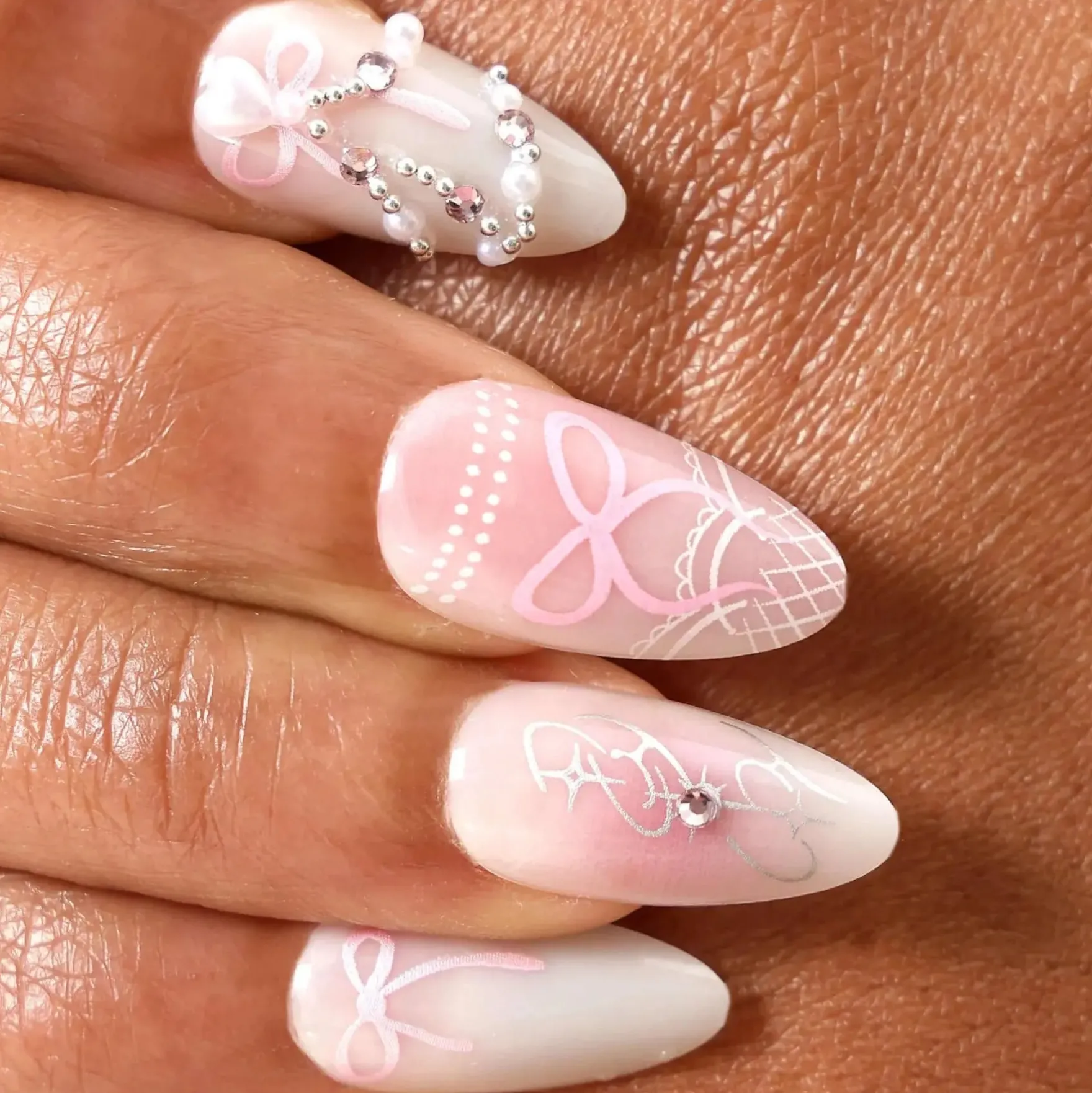 Press-On Nails Strawberries N Crème