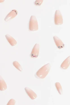 Press-On Nails Strawberry Mousse