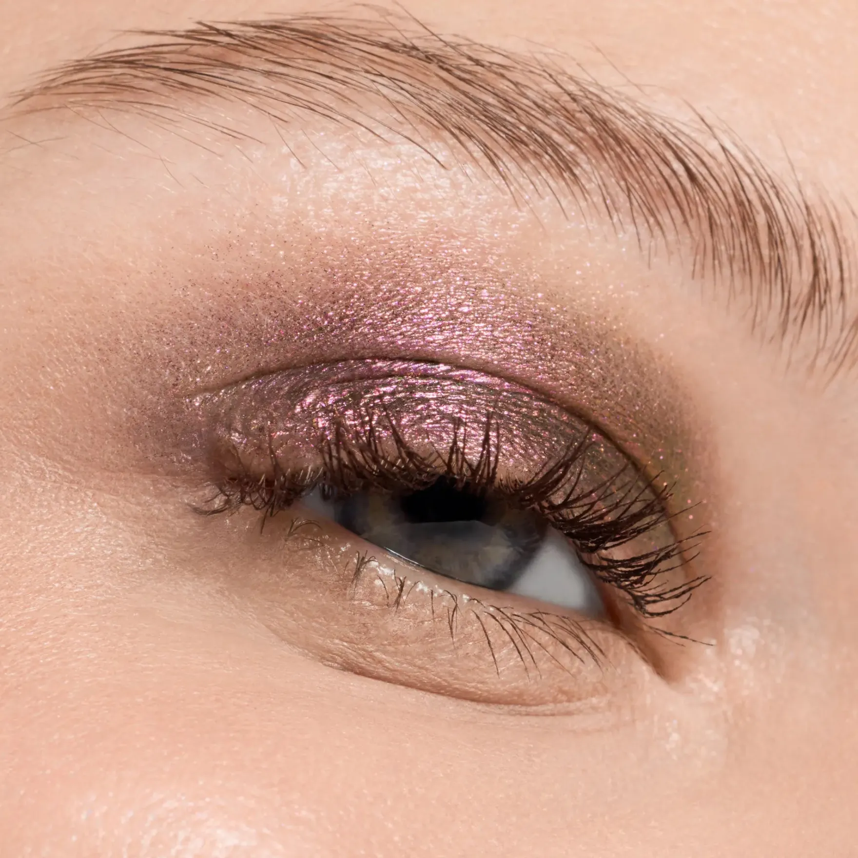 Prismatic Shift Eyeshadow 020 Berry Blaze