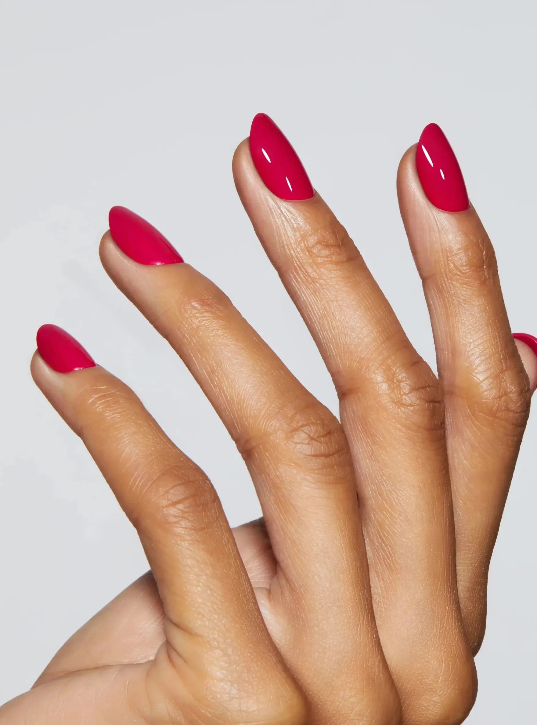 Reusable Pop-On Manicure High-End Red Round