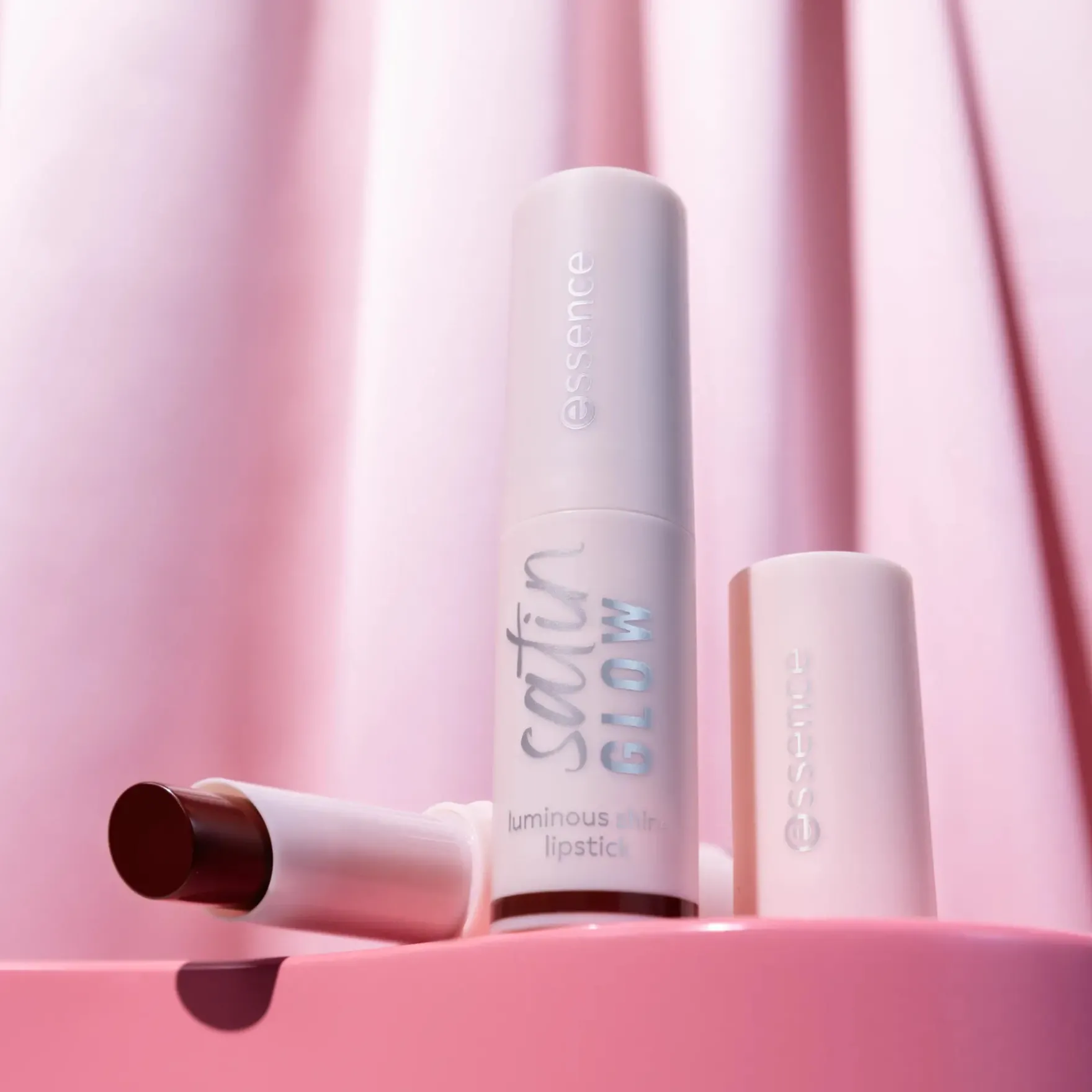 Satin Glow Luminous Shine Lipstick 06 Deja-brew