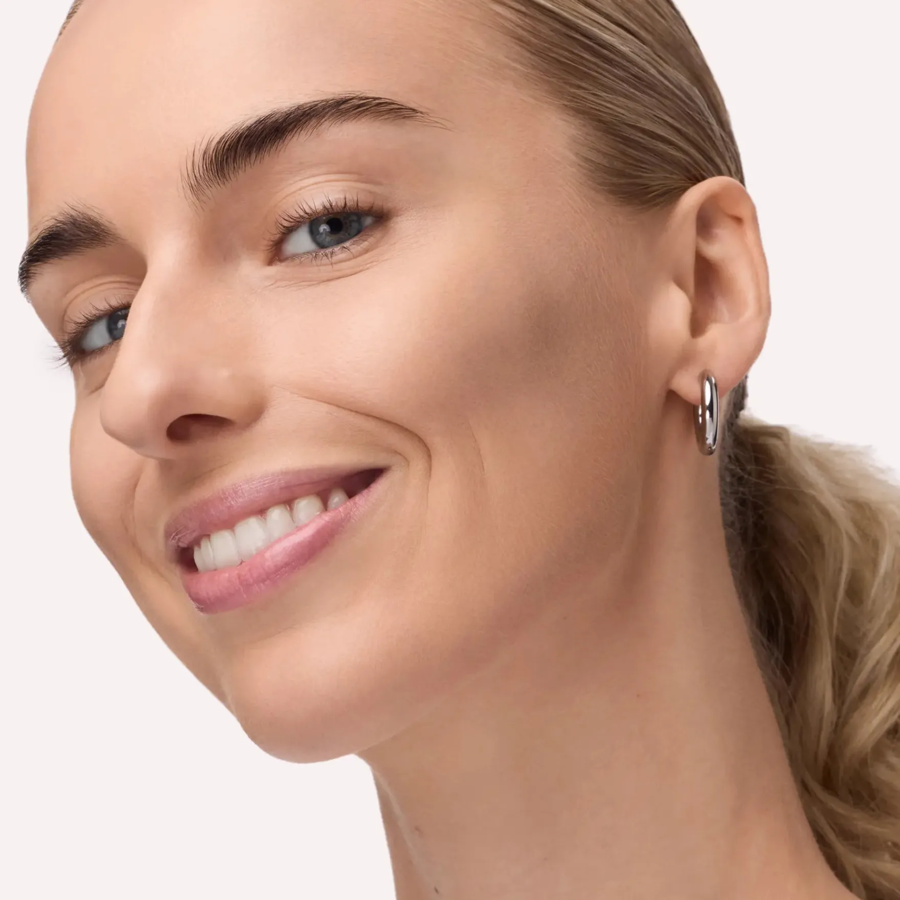 Sculpt & Charm Contour Stick 010 Ash