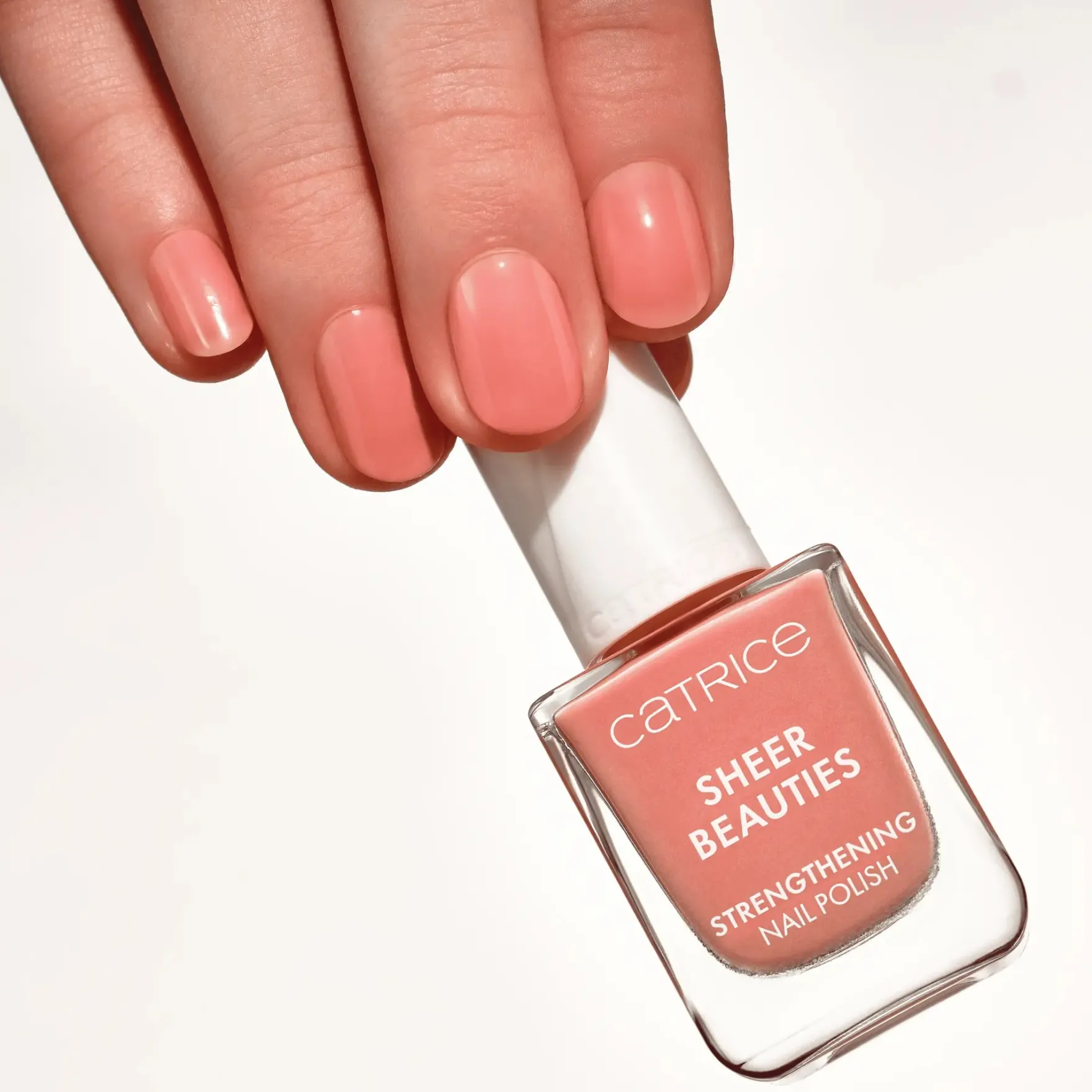 Sheer Beauties Strengthening Nail Polish 050 Peonies, Please!