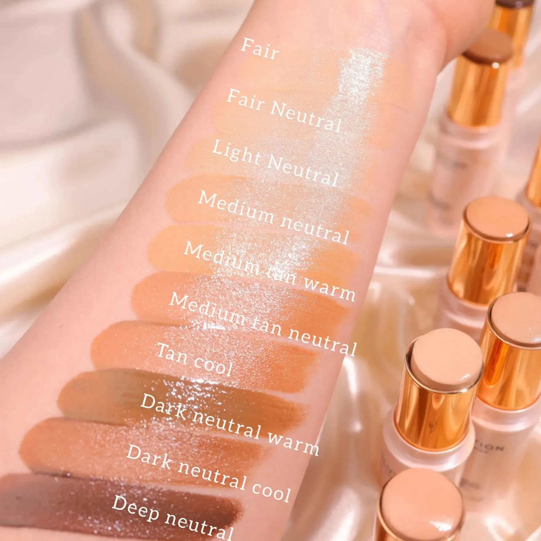 Skin Silk Glow Tint Sheer Foundation Stick Dark Neutral Cool