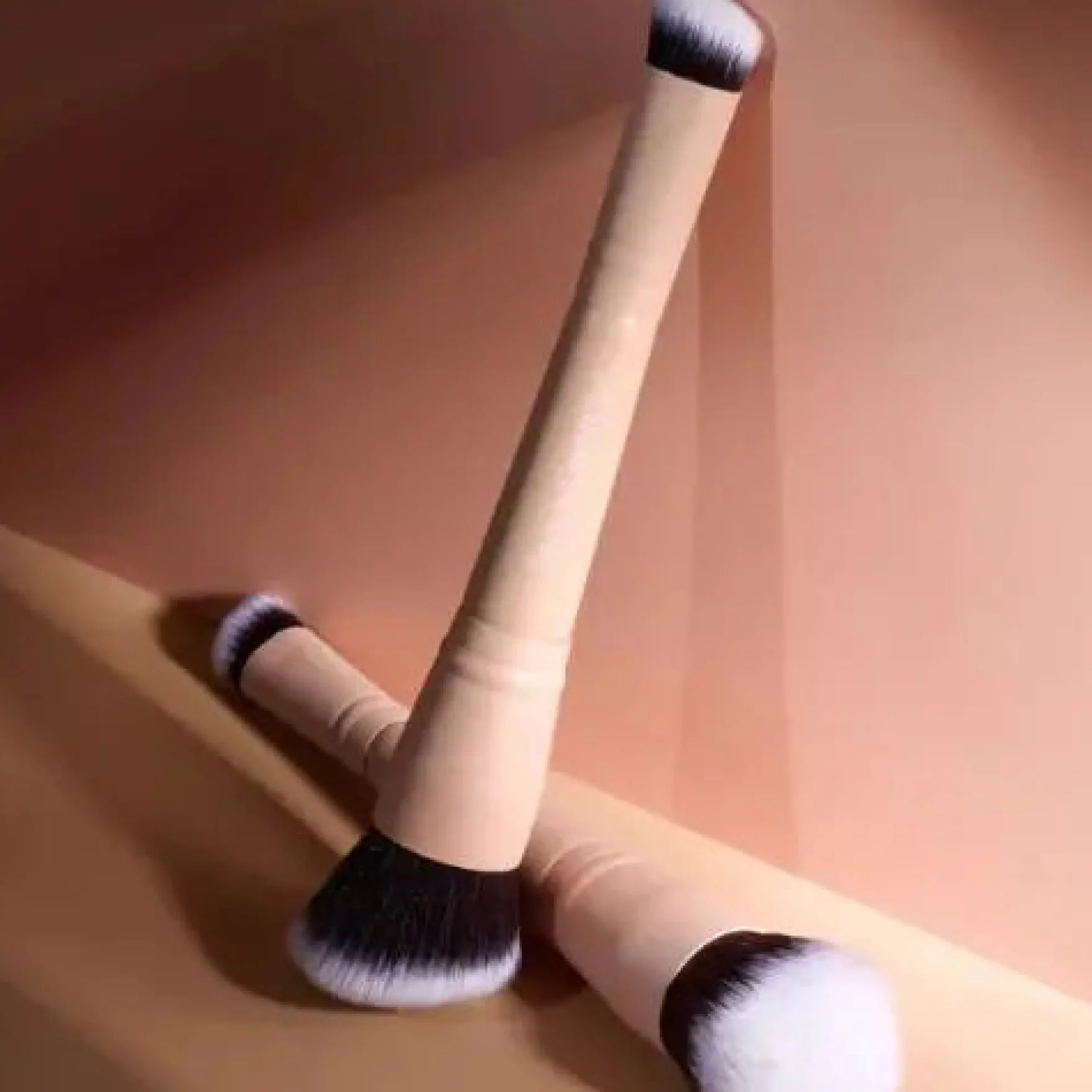 Snatch and Sculpt Dual Ended Brush