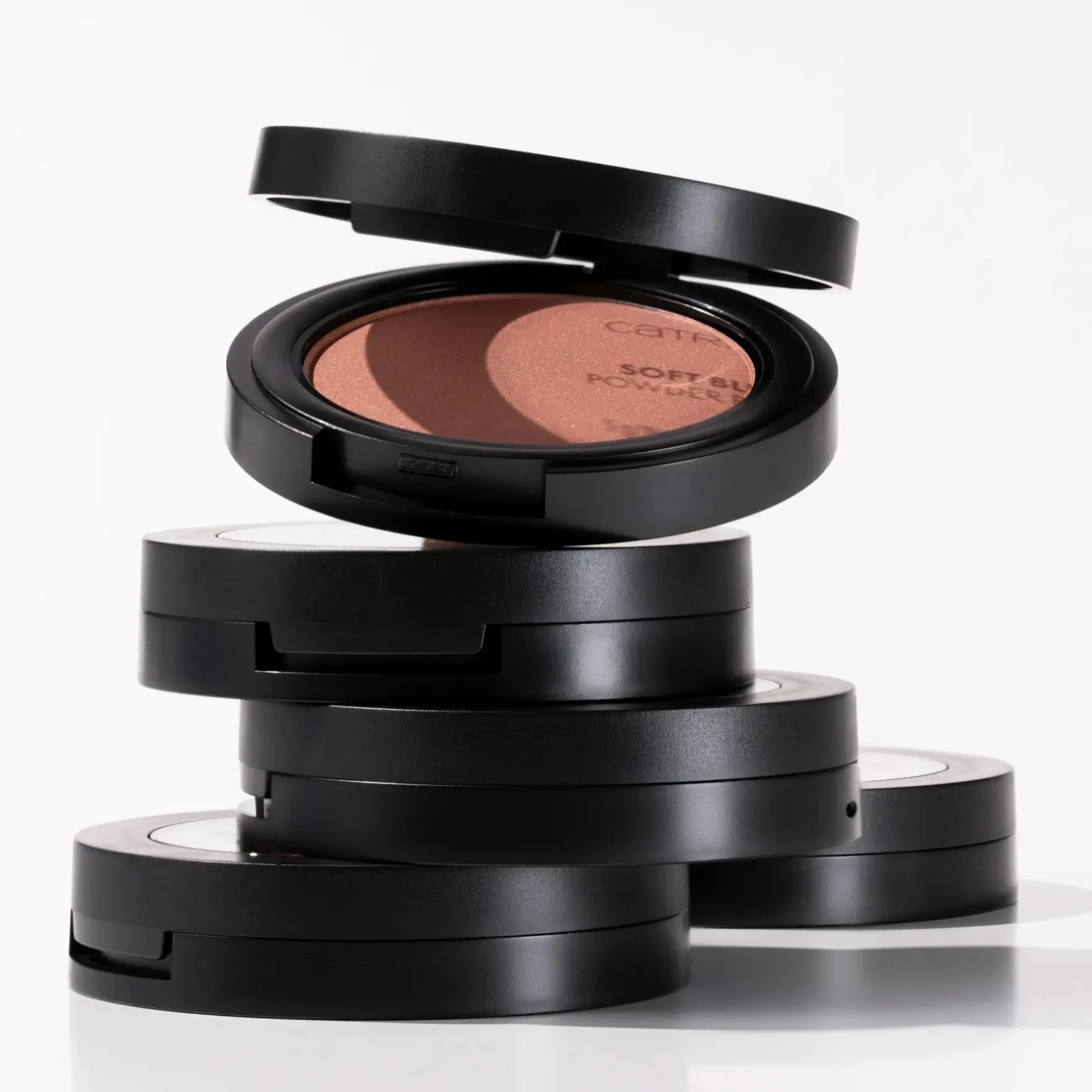 Soft Blur Powder Blush 050 Born to Blonze