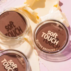 Soft Touch Butter Bronzer 30 Creamy Almond Butter