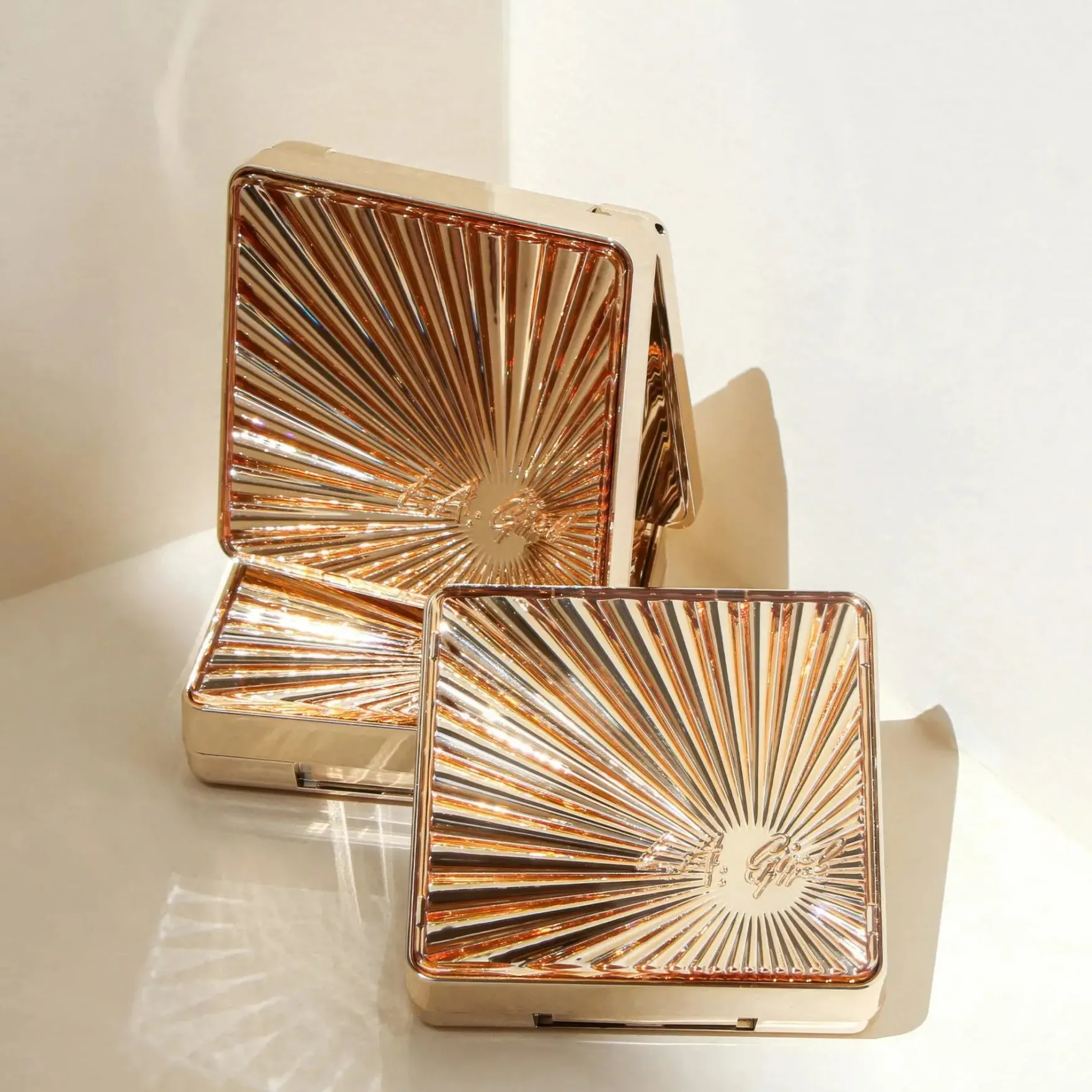 Square Bronzer Shadow Play