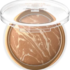 Sun Lover Glow Bronzing Powder 010 Sun Kissed