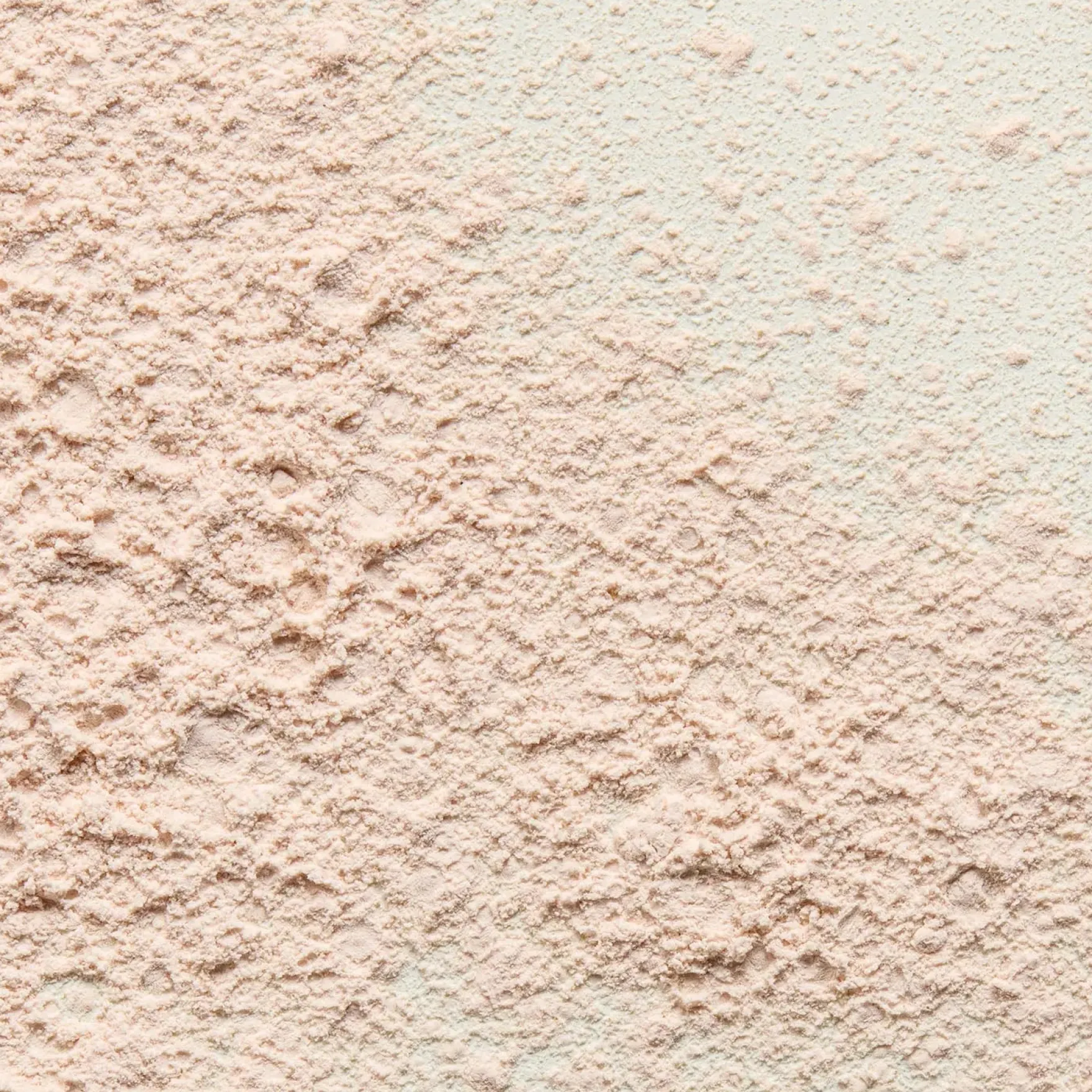 The Silky Dust Apres Tan Drying Powder Invisible