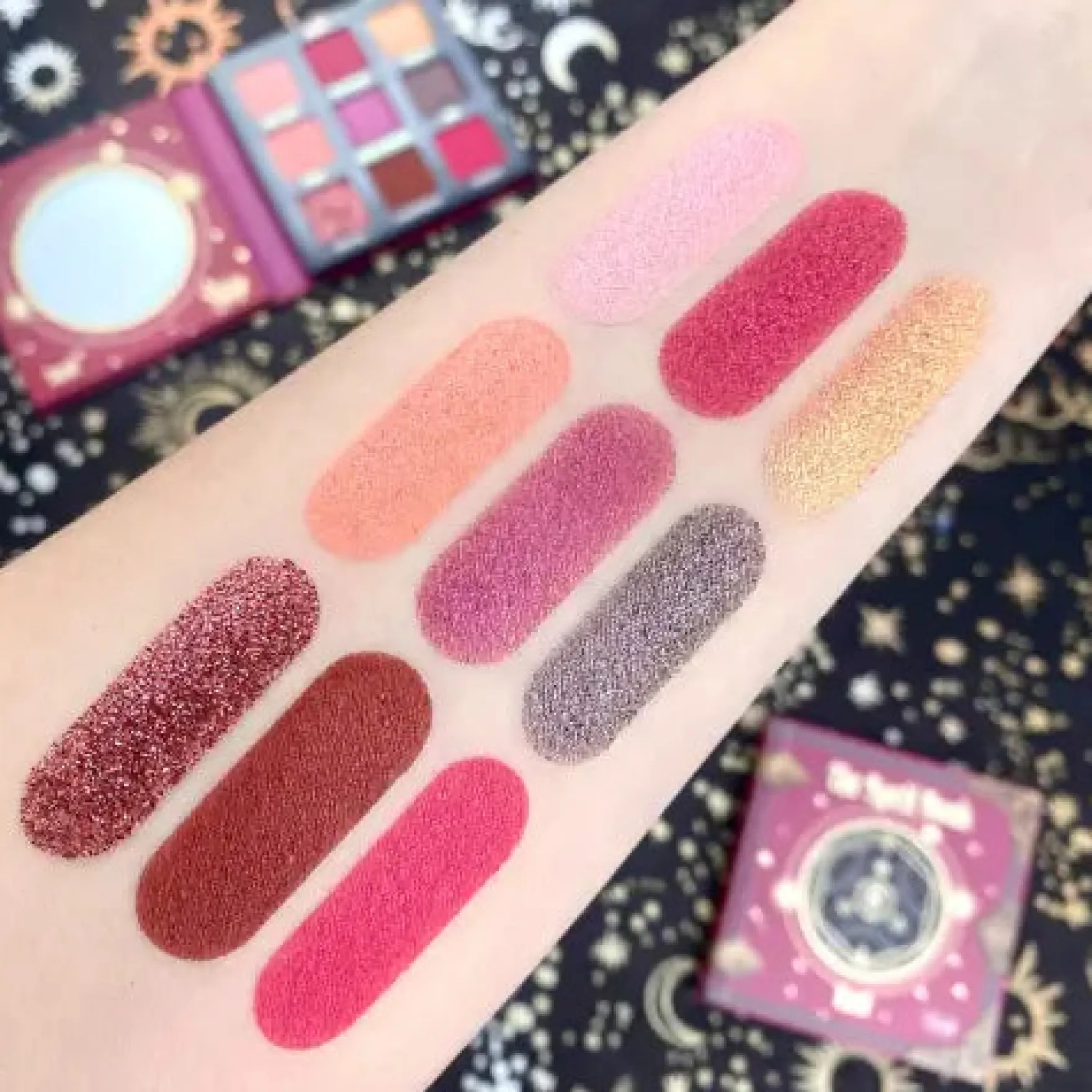 The Spell Book Smooth and Blendable Eyeshadow Palette Lust