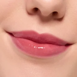 The Super Peptide Glossy Lip Treatment 06 Plumfection!