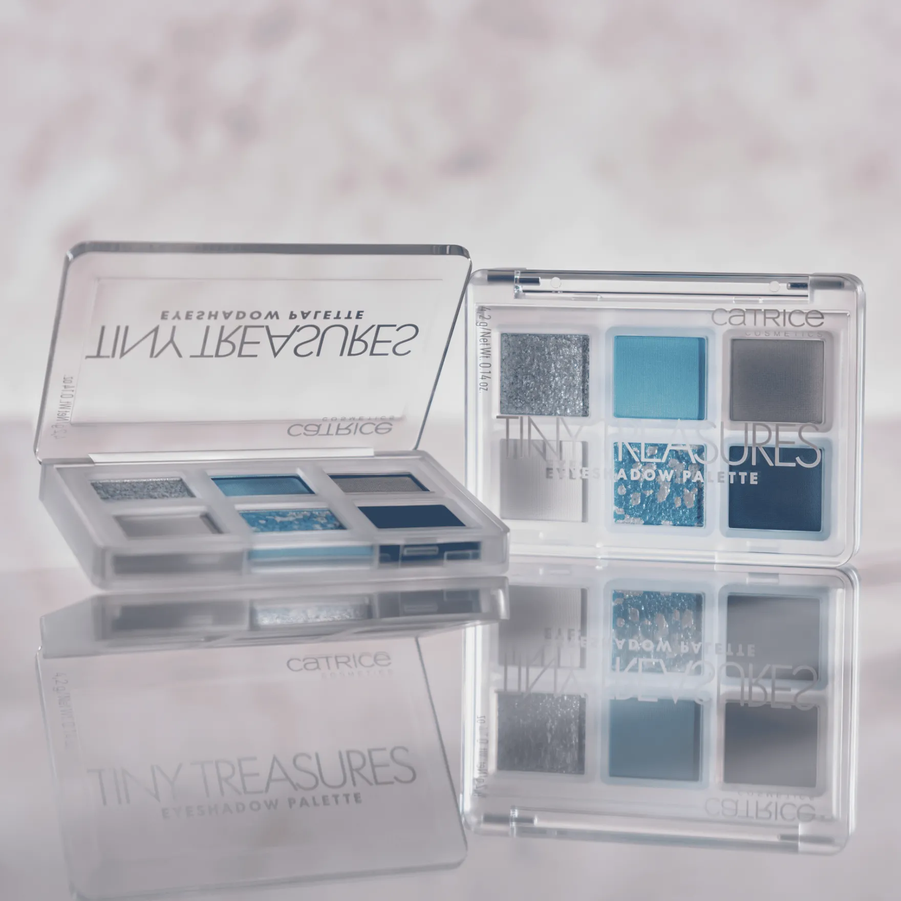 Tiny Treasures Eyeshadow Palette 040 Icy Whisper
