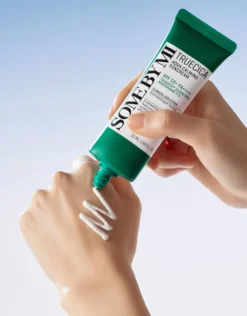 Truecica Aqua Calming Suncream SPF50+