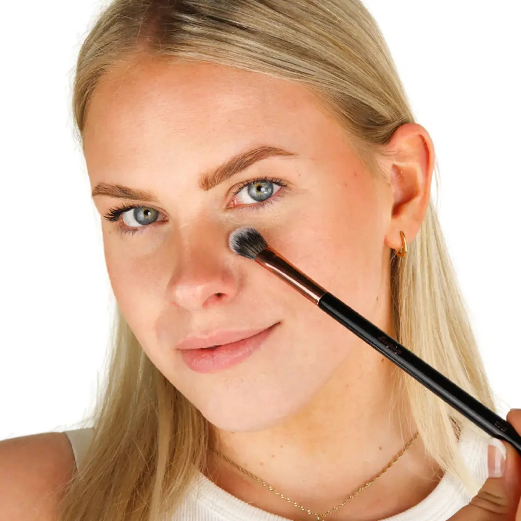 UP19 Concealer & Brightening Brush
