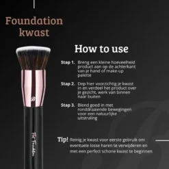UP17 Flat Foundation Brush