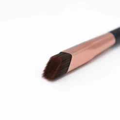 UP42 Square Angled Brow Brush