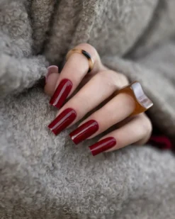 UV Gelpolish S328 Cherry Laquer