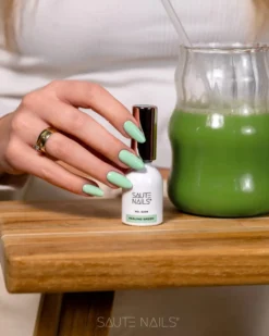 UV Gel Polish S338 Healing Green