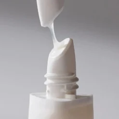 V10 Hyal Lip Sun Protector SPF15