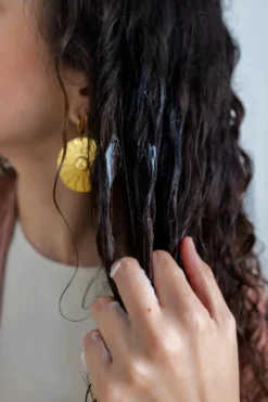 Weightless Leave-In Conditioner