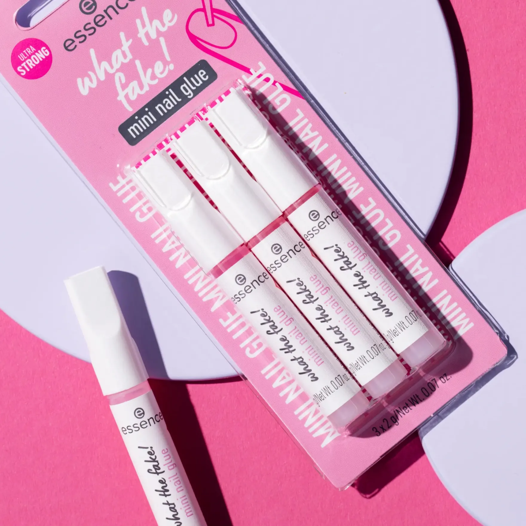 What The Fake! Mini Nail Glue 01