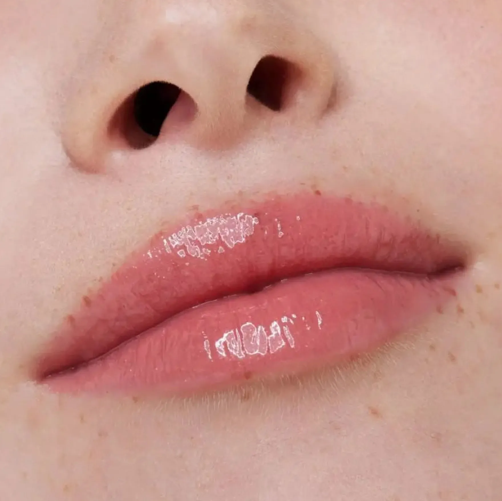 What The Fake! Plumping Lip Filler 02 Oh My Nude!