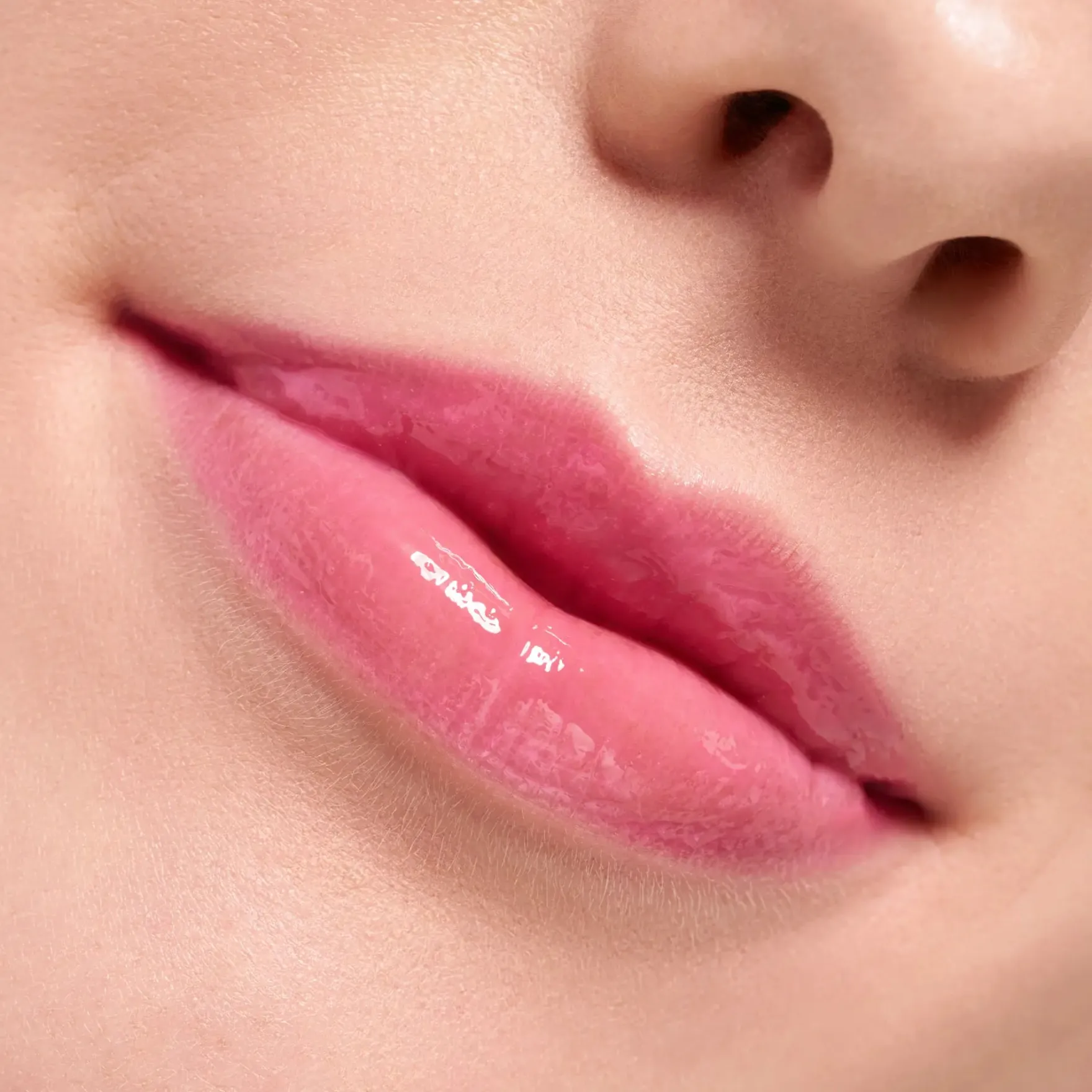 What The Fake! Plumping Lip Gloss 102 Pink About It