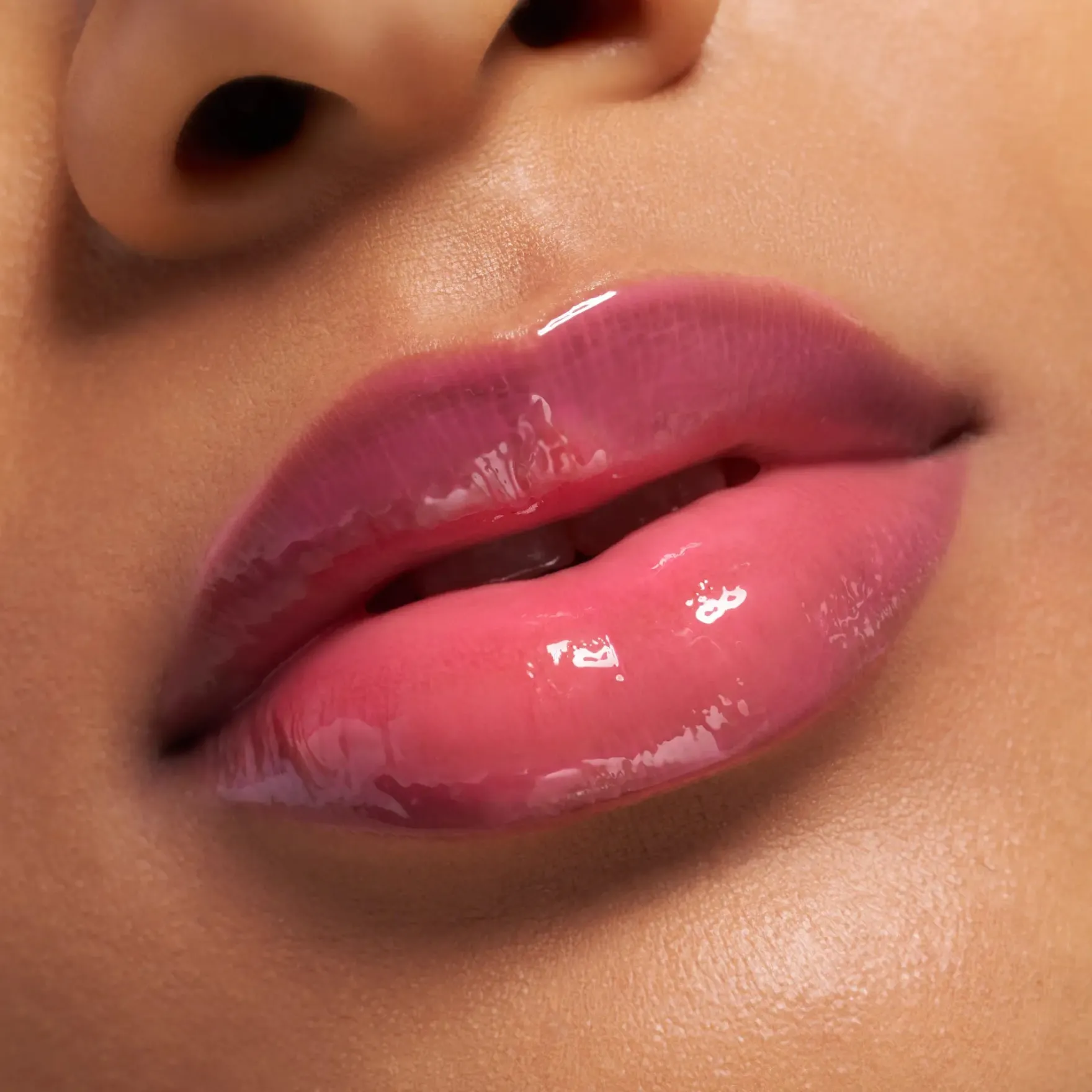 What The Fake! Plumping Lip Gloss 102 Pink About It