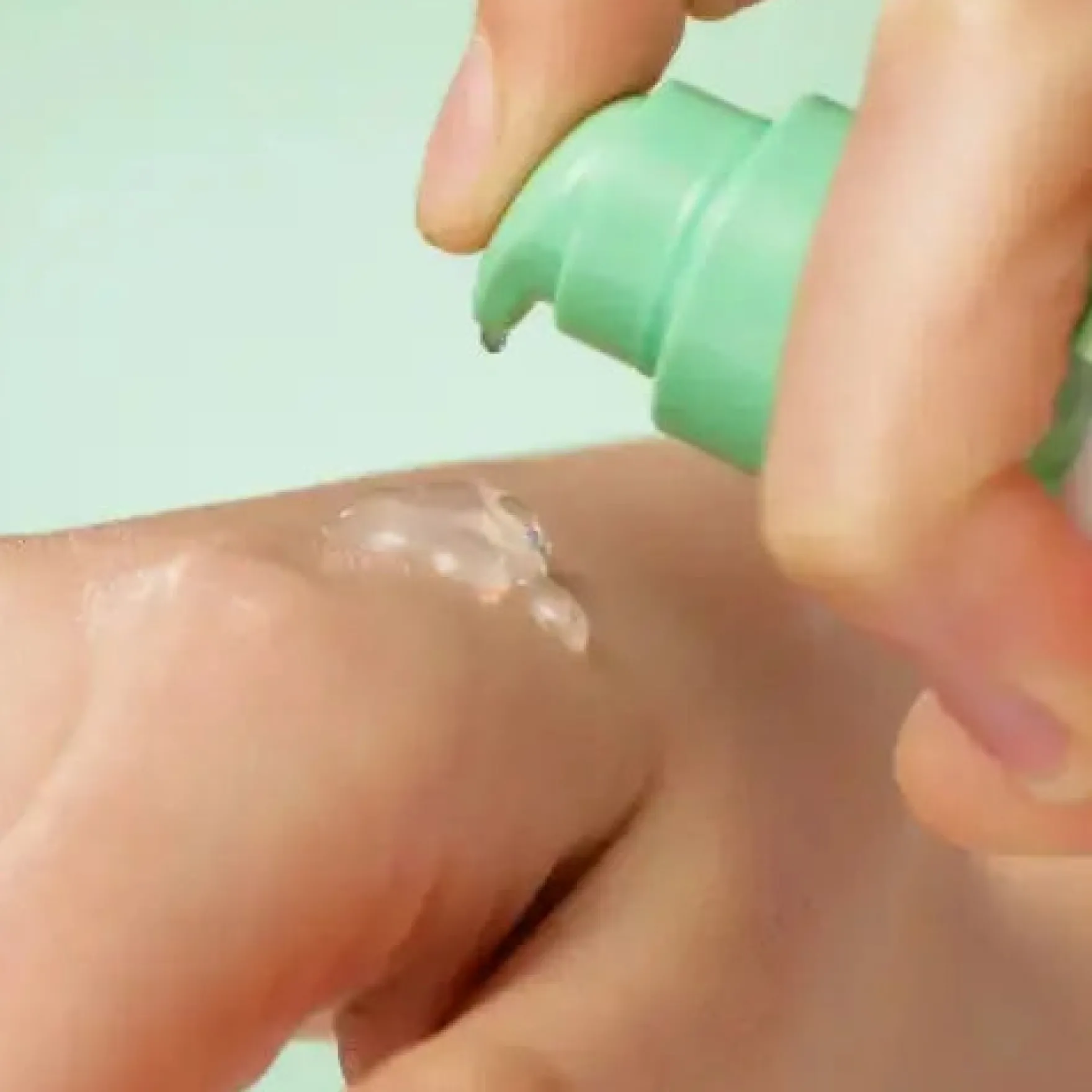 Wonder Releaf Centella Serum Unscented 15 ml.
