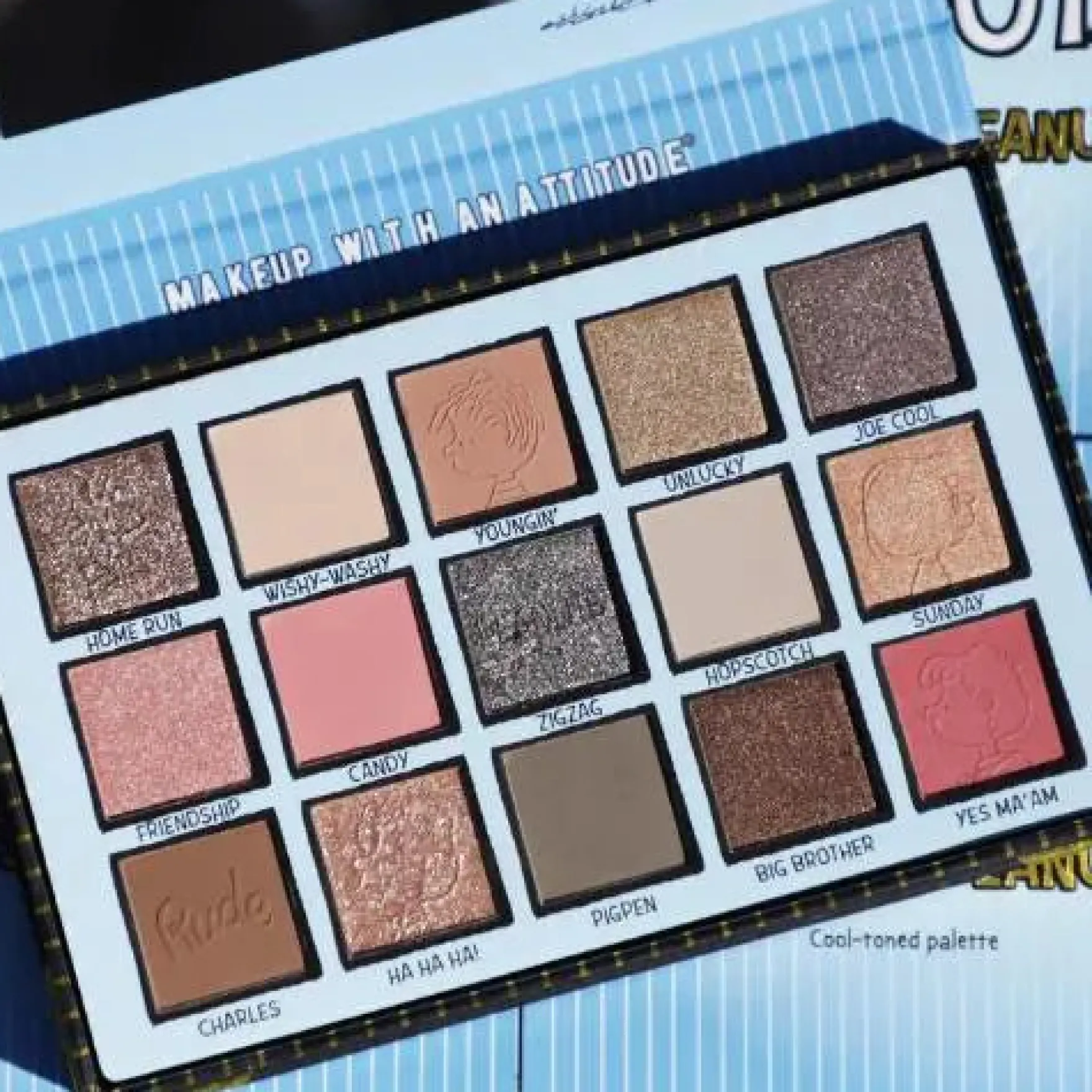 x Peanuts Shades of Peanuts Eyeshadow Palette Cool-Toned